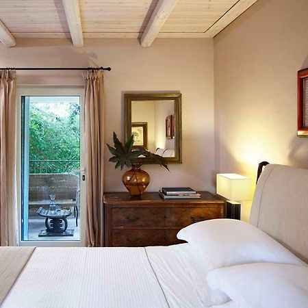 Villa Ioli- Beachfront Luxury Residence Igoumenitsa Ngoại thất bức ảnh