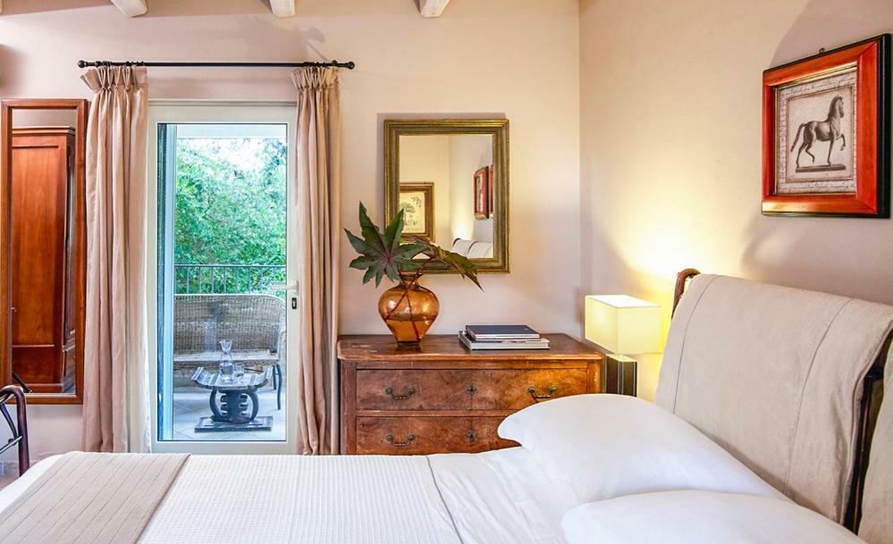 Villa Ioli- Beachfront Luxury Residence Igoumenitsa Ngoại thất bức ảnh
