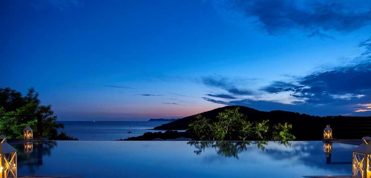 Villa Ioli- Beachfront Luxury Residence Igoumenitsa Ngoại thất bức ảnh